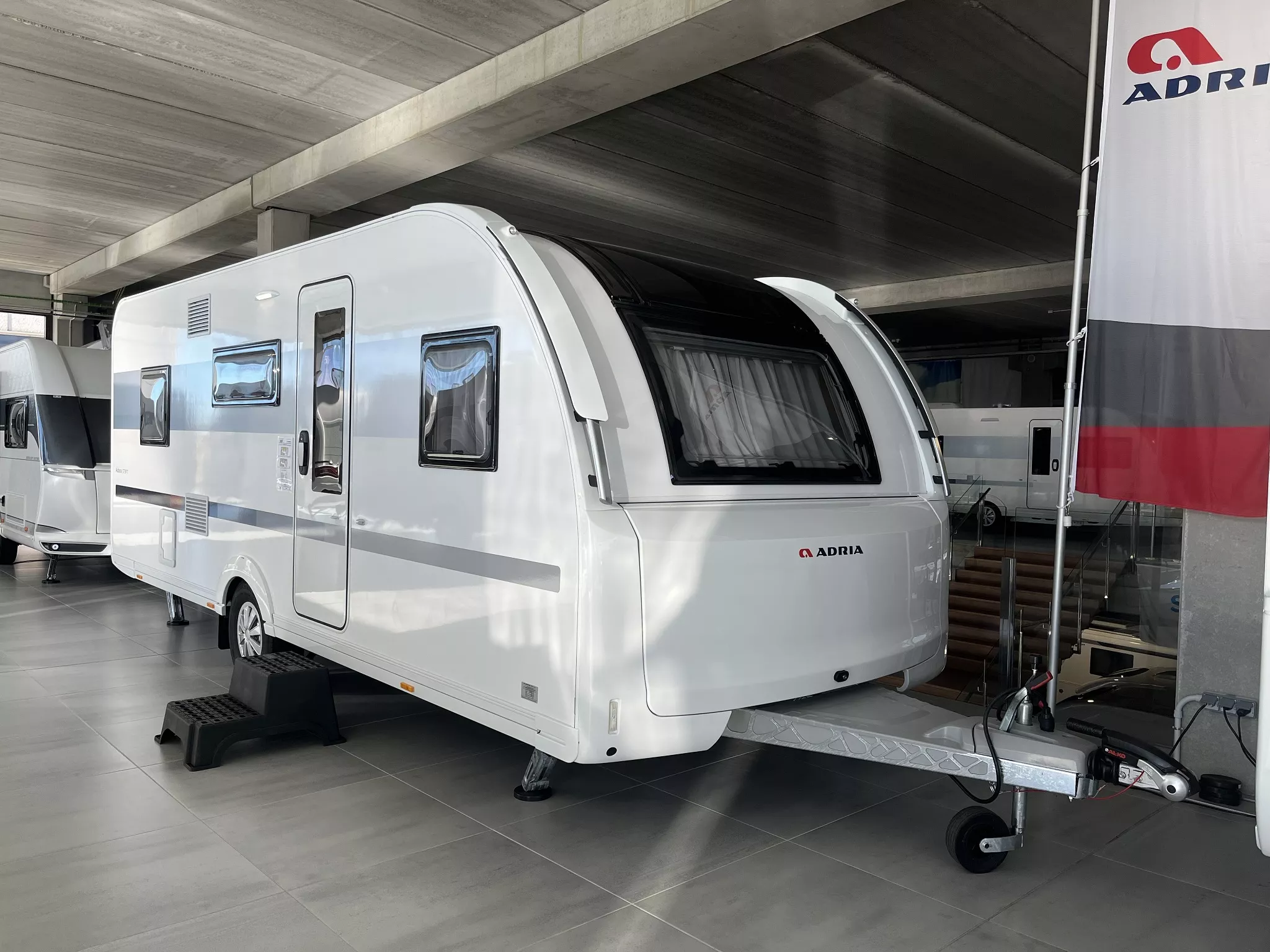 Caravana Adria Adora 573 PT - Imagen 2