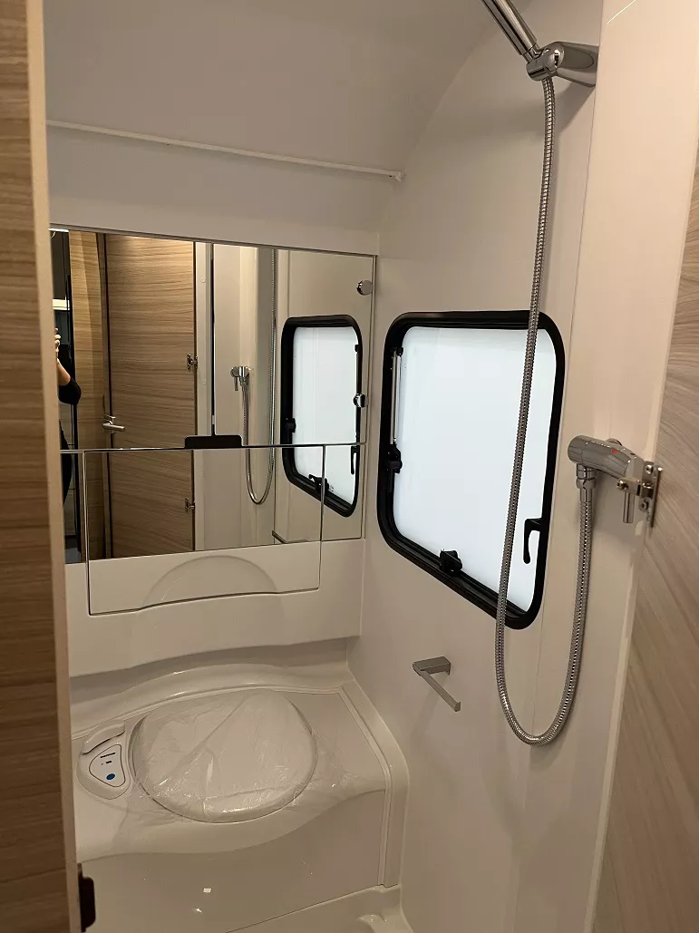 Caravana Adria Altea 402 PH - Imagen 19