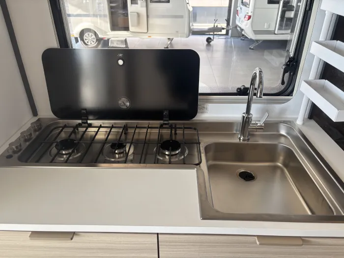 Caravana Adria Altea 402 PH - Imagen 7