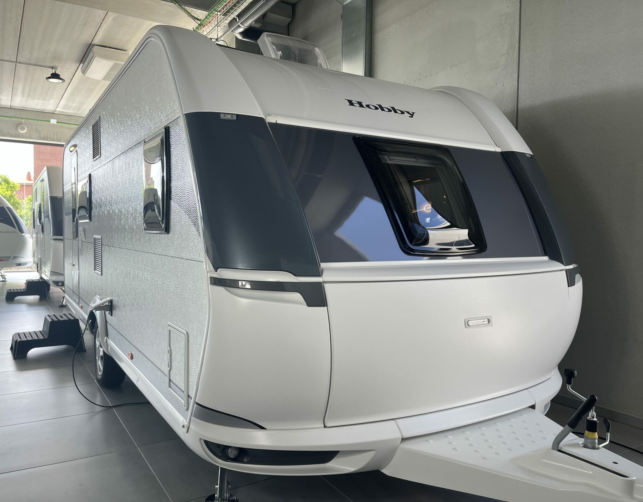 Caravana Hobby 560 KMFe DELUXE Caravanas Turmo Venta De Caravanas 