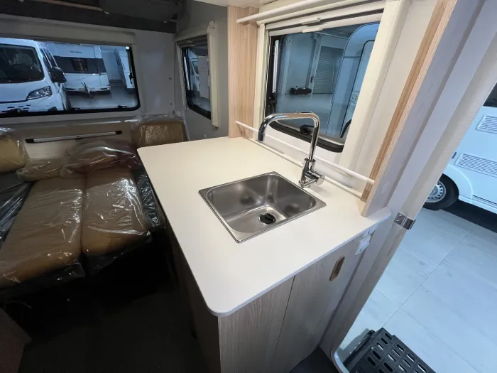Caravana Adria Aviva Lite 360 DK - Imagen 7