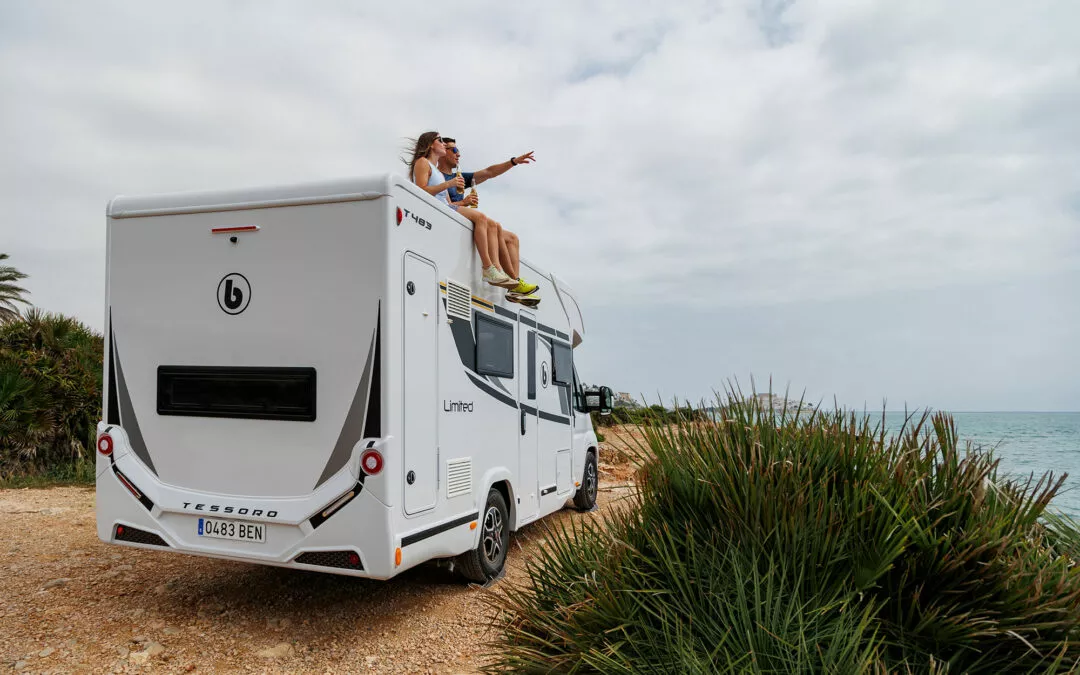 Autocaravana Benimar: Explora la libertad y el estilo sobre ruedas con los modelos exclusivos disponibles en Caravanas Turmo.