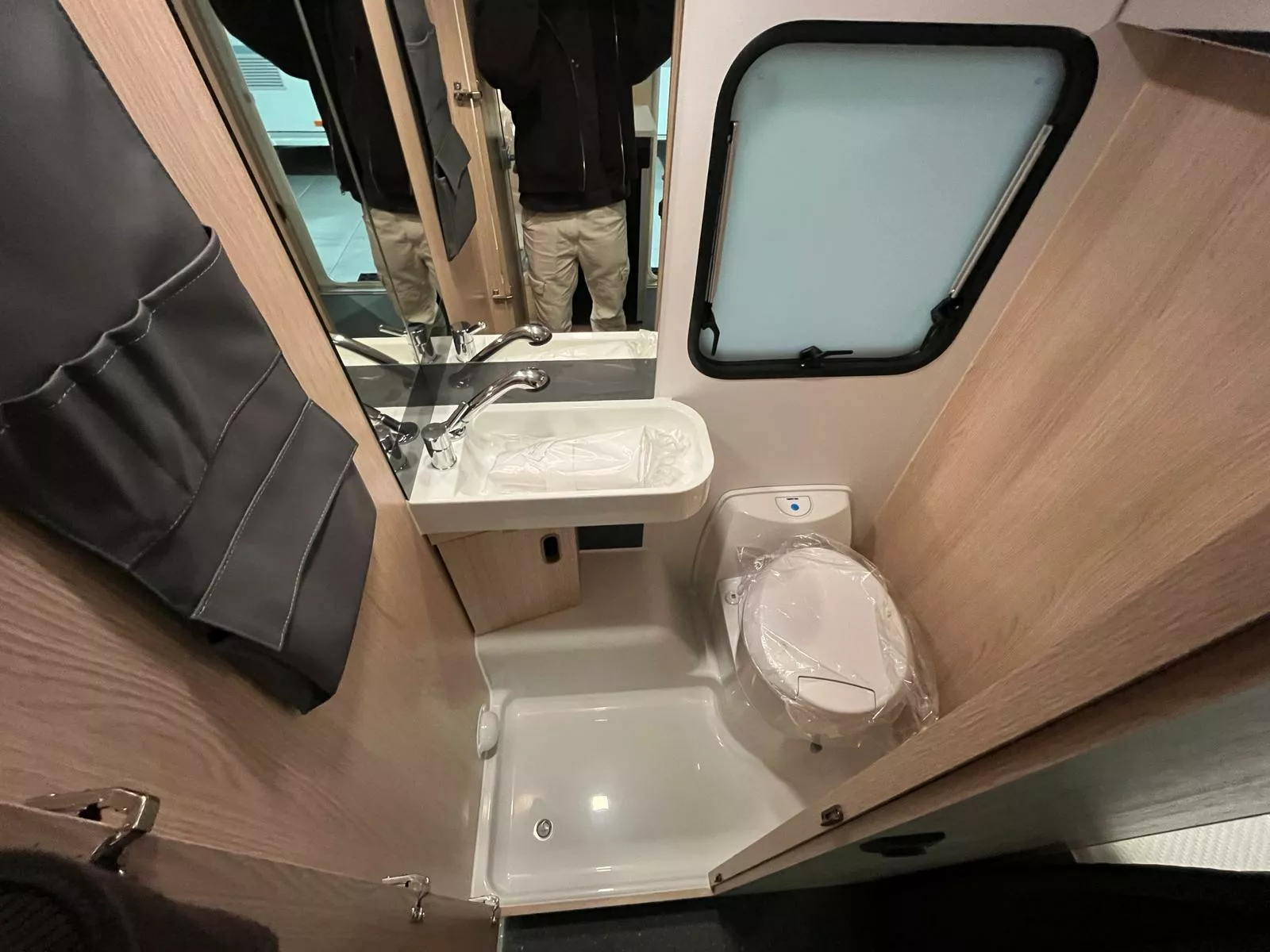 Caravana Adria Aviva 422 PY