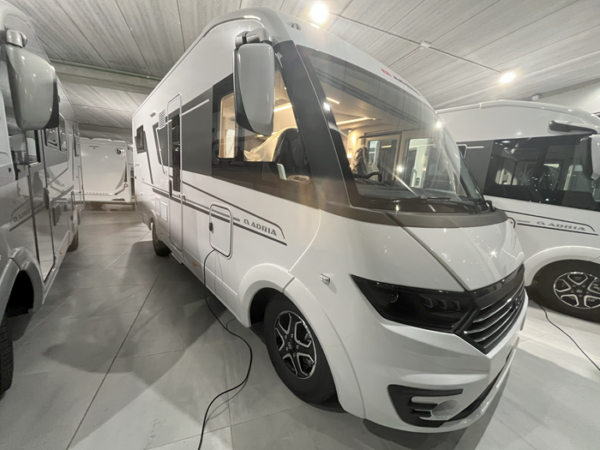 Autocaravana Adria Sonic 700 SL - Imagen 3