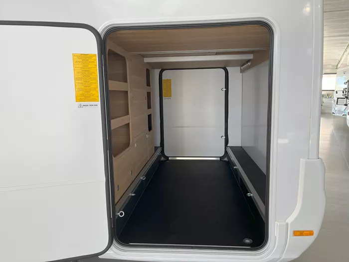 Autocaravana Adria CORAL XL 660 SL - Imagen 18