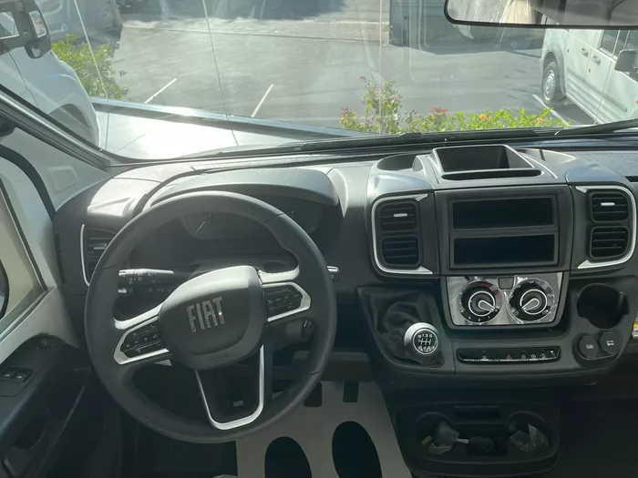 Autocaravana Adria CORAL XL 660 SL - Imagen 3