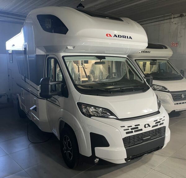 Autocaravana Adria CORAL XL 660 SL