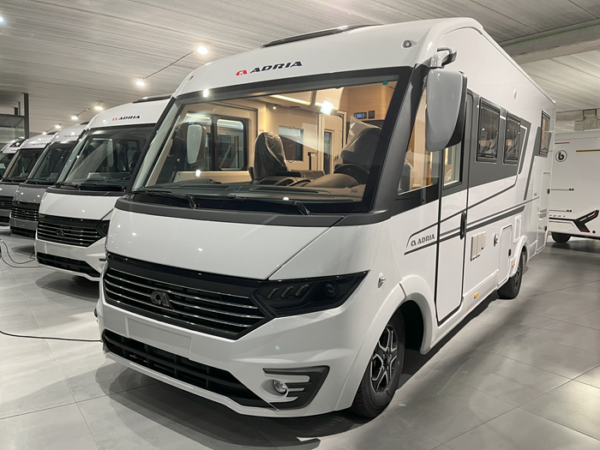 Autocaravana Adria Sonic 700 DL - Imagen 2