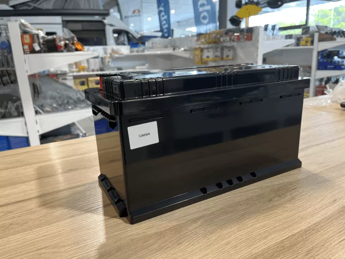 Batería de Litio Ultimatron 100Ah - Imagen 5