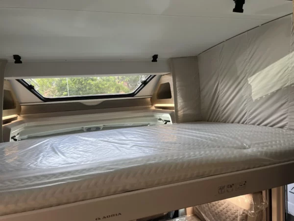 Foto de la autocaravana Adria Matrix 60Y 670 SL