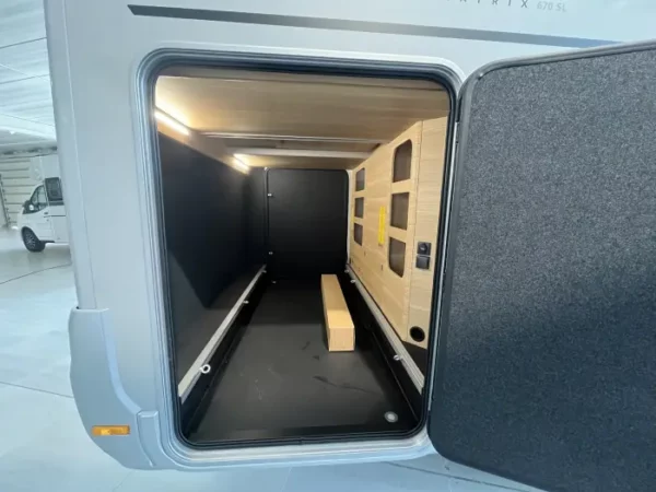 Foto de la autocaravana Adria Matrix 60Y 670 SL