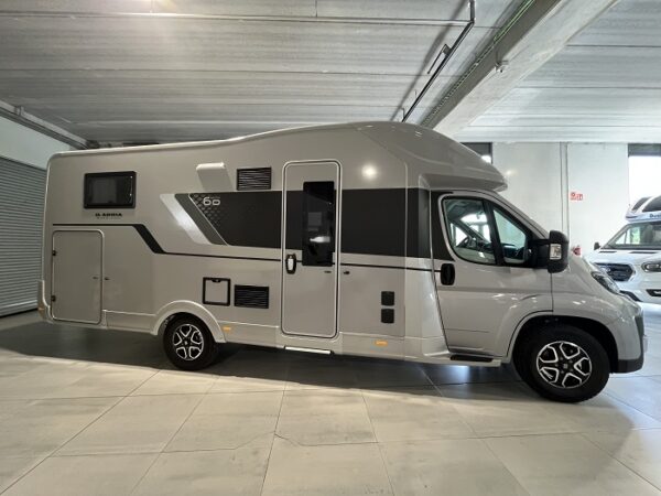 Autocaravana Adria Matrix 60Y 670 SL - Imagen 2