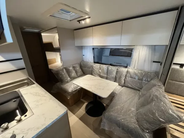 Foto de la Adria Adora 573 PT 2026