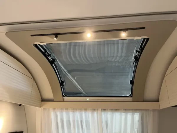 Foto de la Adria Adora 573 PT 2026