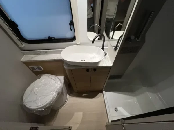 Foto de la Adria Adora 573 PT 2026