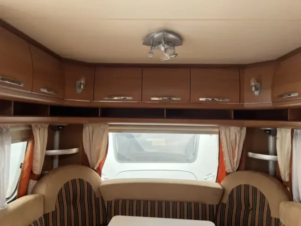 Caravana Hobby 495 Excellent