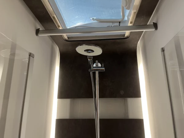 Autocaravana Adria Sonic 700 DL PLUS - Imagen 14