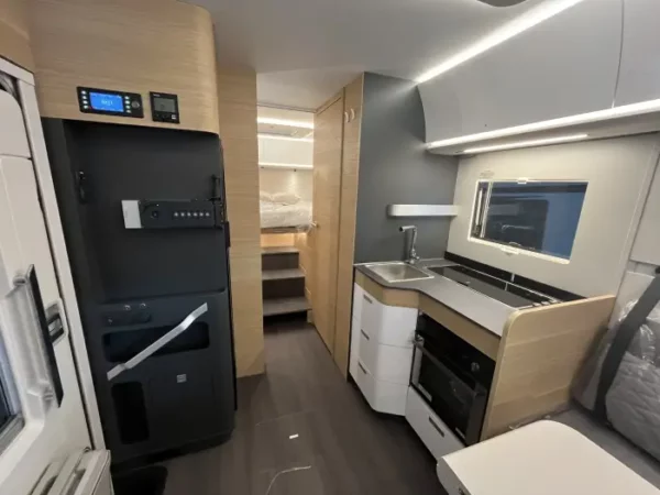 Autocaravana Adria Sonic 700 DL PLUS - Imagen 24
