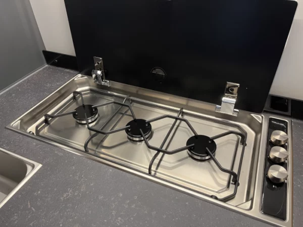 Autocaravana Adria Sonic 700 DL PLUS - Imagen 9