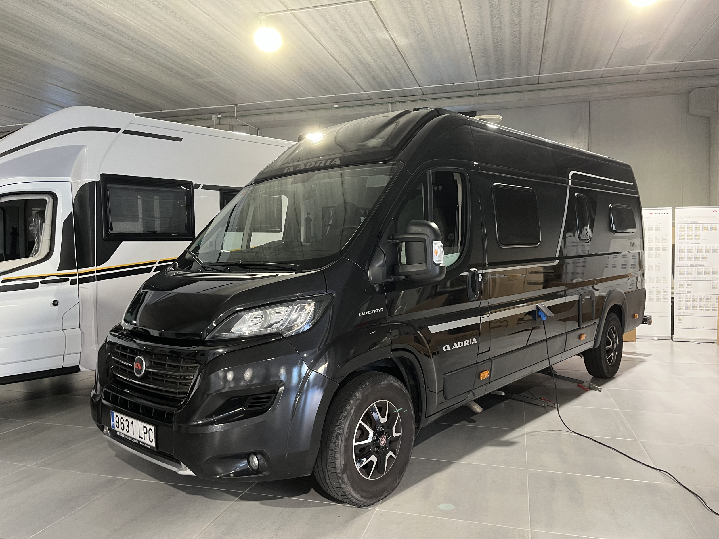 Adria Twin Supreme 640 SGX - Imagen 2