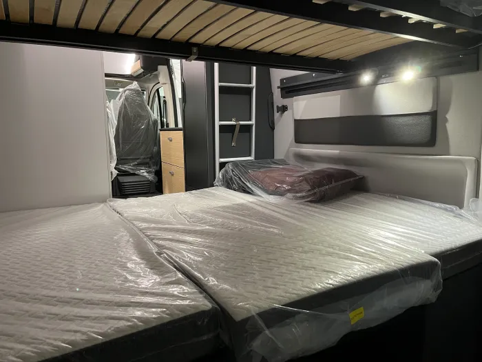 Camper Adria Twin 600 SPB Family - Imagen 17