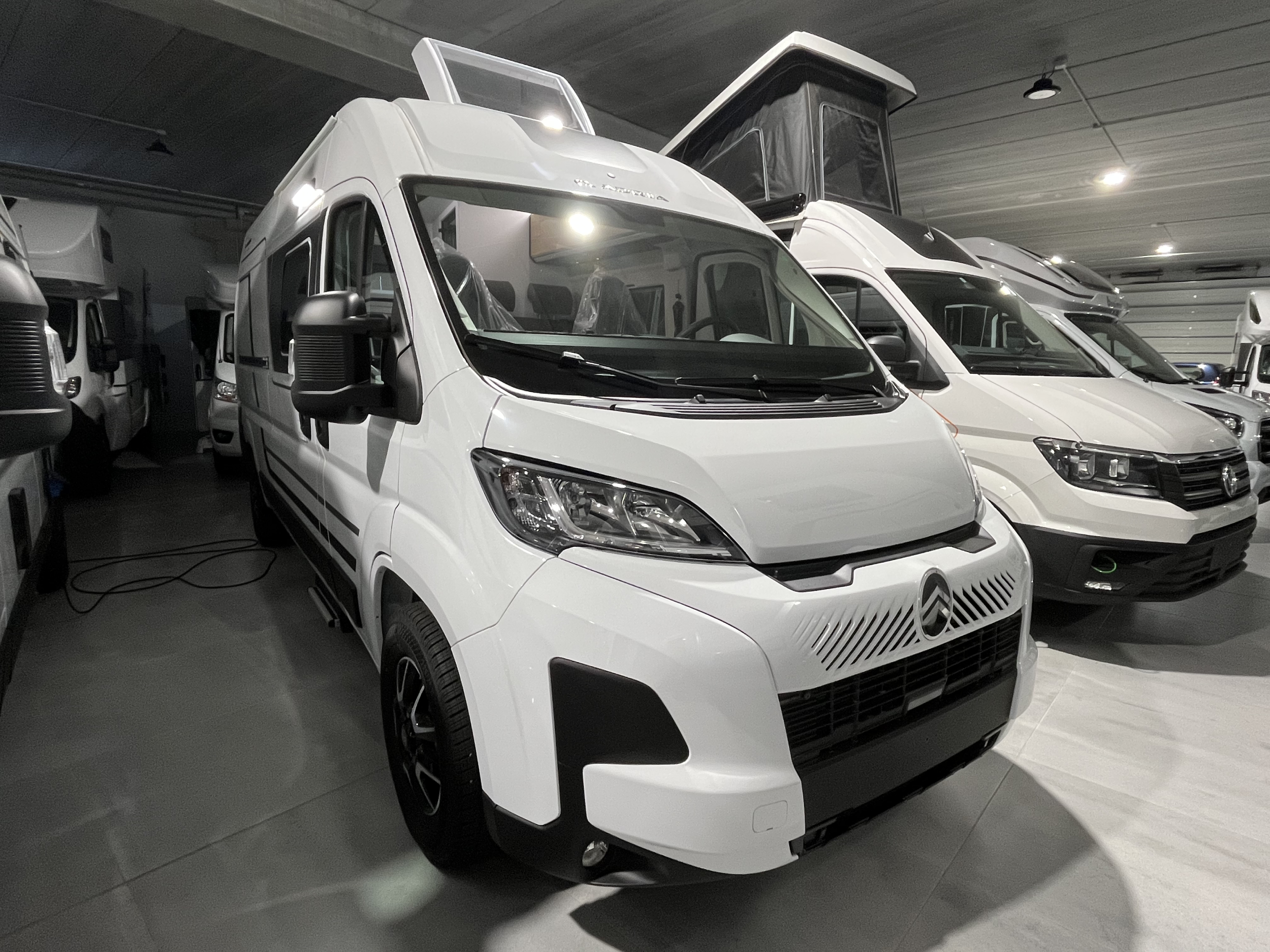 Camper Adria Twin 600 SPB Family - Imagen 2