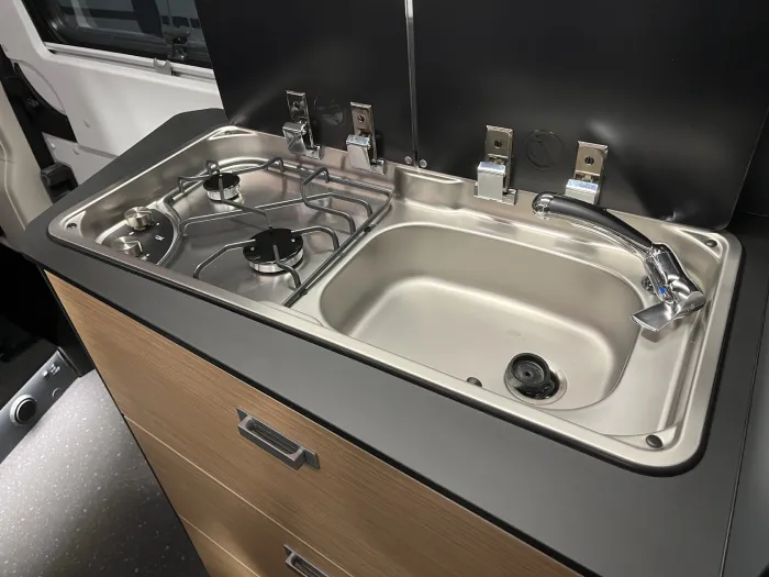 Camper Adria Twin 600 SPB Family - Imagen 8