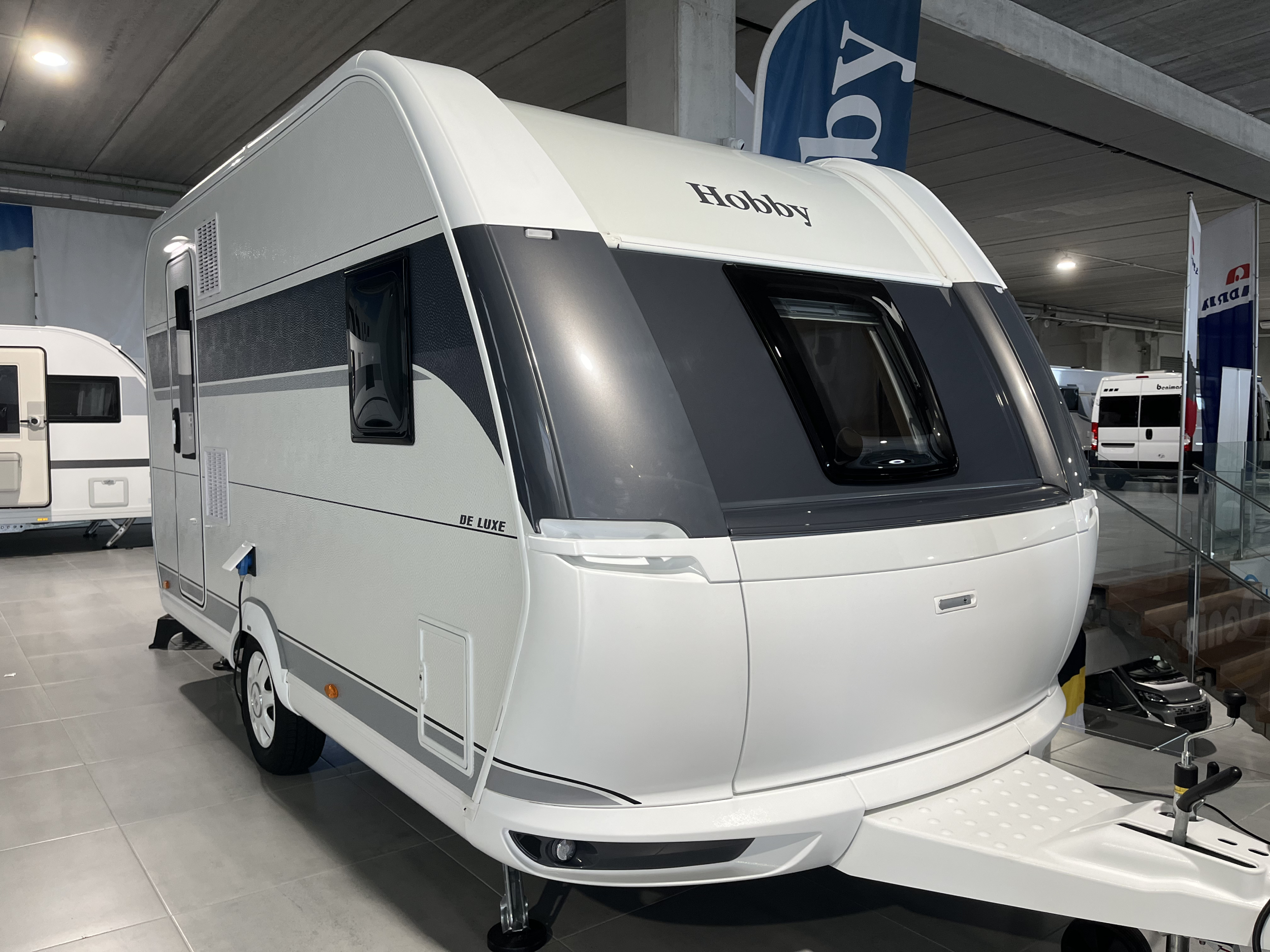 Foto de portada de la Hobby 400 SFe