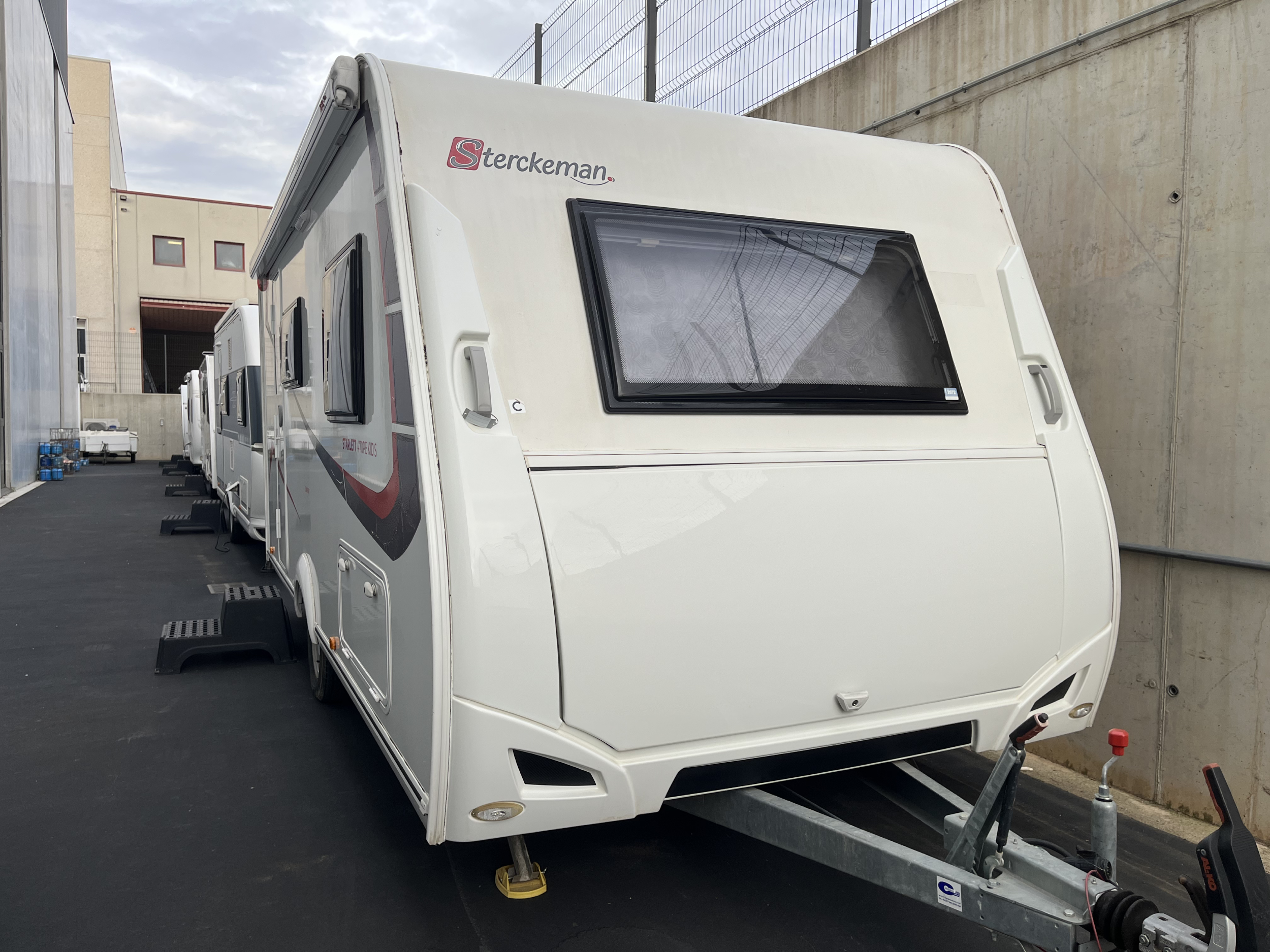 Foto de portada de la Caravana Sterckeman Starlett 470PE KID'S