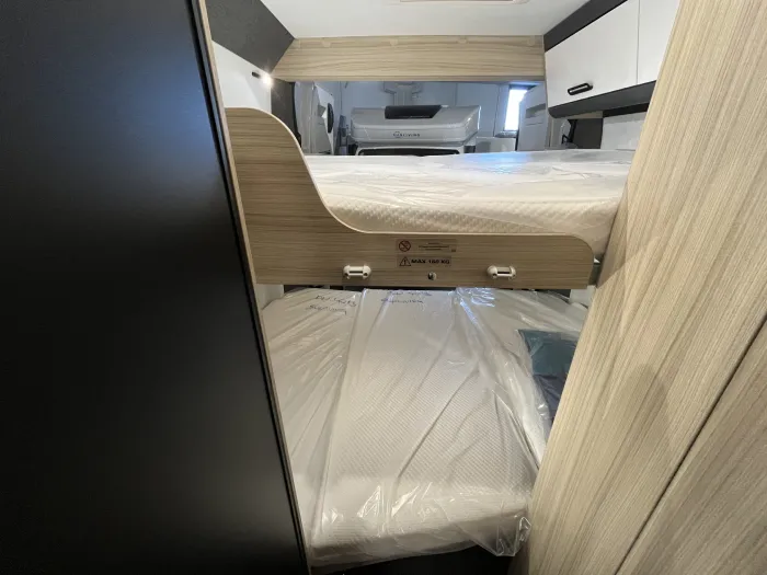 Camper Sun Living V60 SP Family - Imagen 13