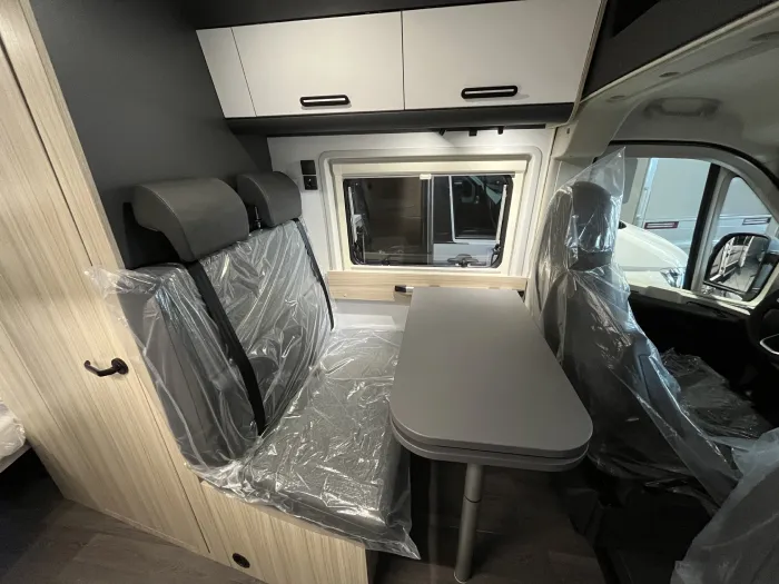 Camper Sun Living V60 SP Family - Imagen 3