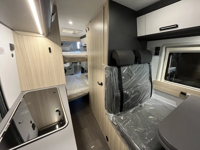 Camper Sun Living V60 SP Family - Imagen 12
