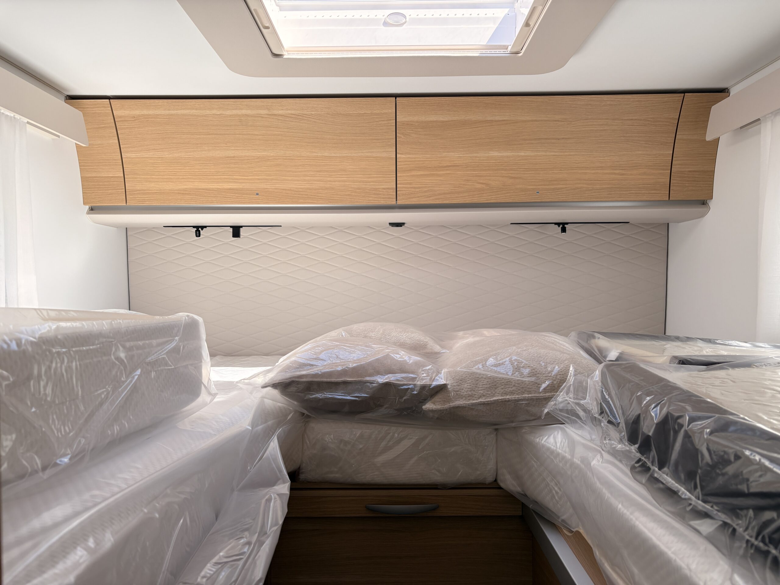 Autocaravana Adria Sonic 700 DL - Imagen 7
