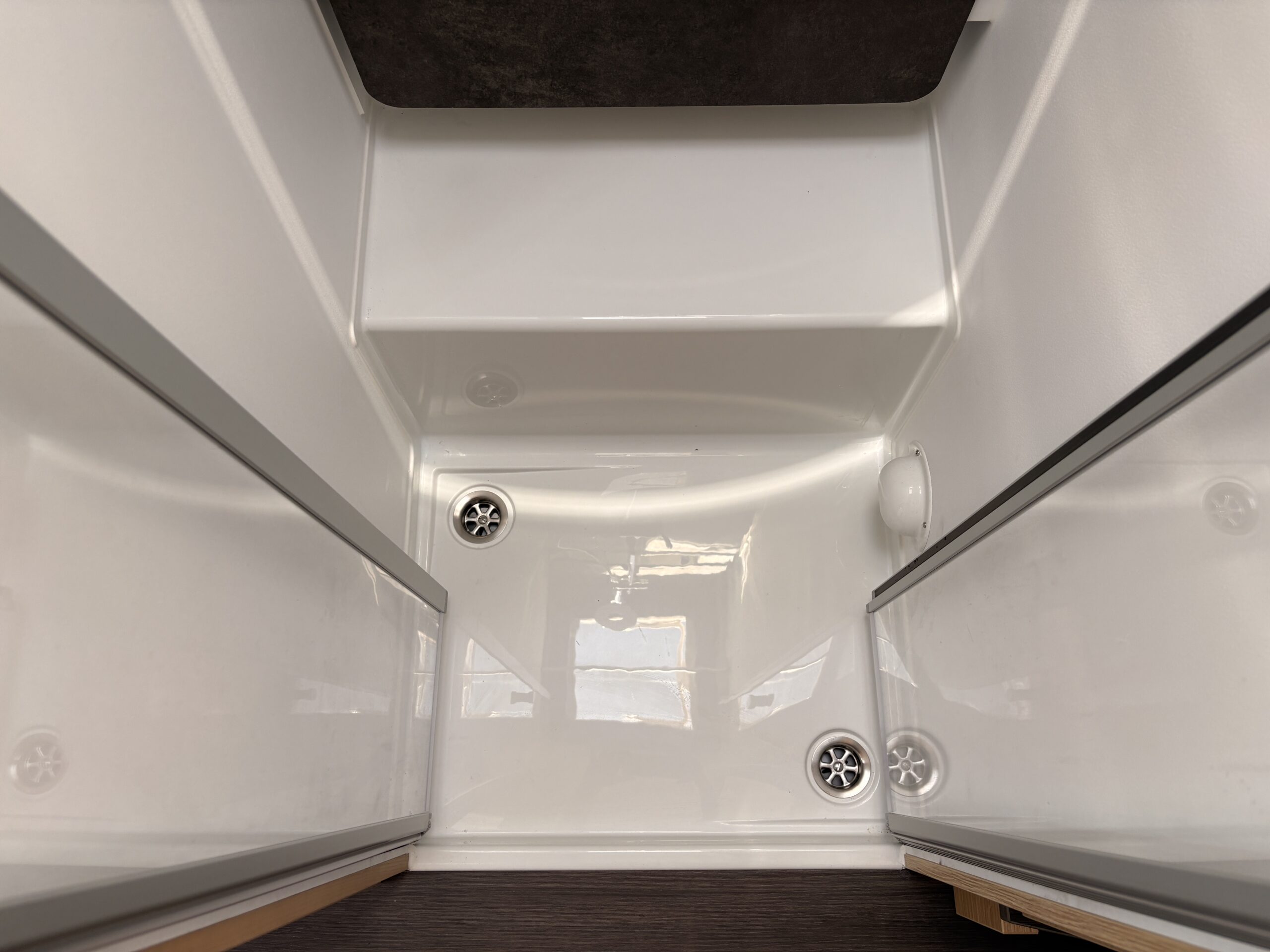 Autocaravana Adria Sonic 700 DL - Imagen 5