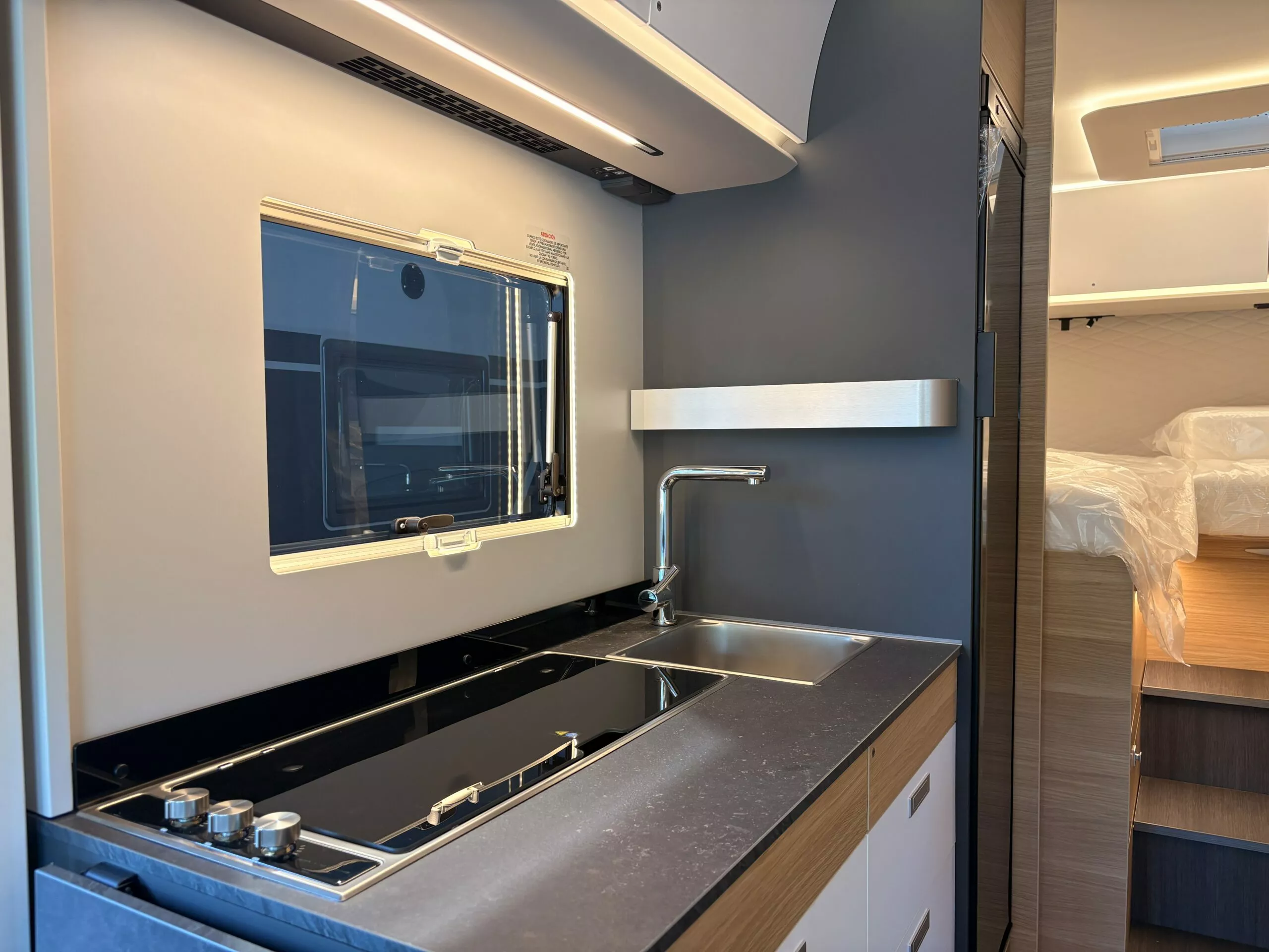 Autocaravana Adria Sonic 600SL - Imagen 6